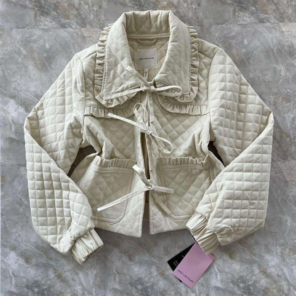 NWT Avec Les Filles Quilted Women's Jacket Bow Tie Closure